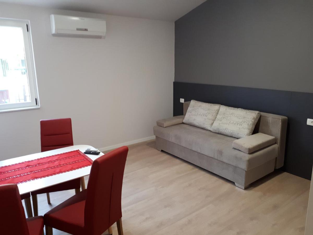 Apartments Sophie Makarska Ngoại thất bức ảnh